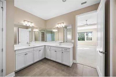 4745 Antrim Drive, Sarasota, FL 34240 - Photo 19