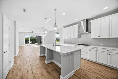 4745 Antrim Drive, Sarasota, FL 34240 - Photo 7