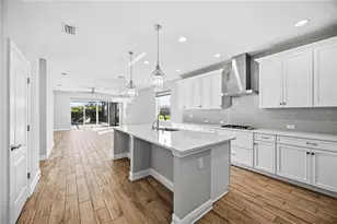 4745 Antrim Dr, Sarasota, FL 34240 - Photo 7
