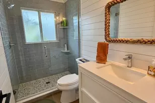 1833 Pandora Dr, Sarasota, FL 34231 - Photo 19