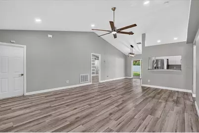 5815 33rd Drive E, Palmetto, FL 34221 - Photo 7