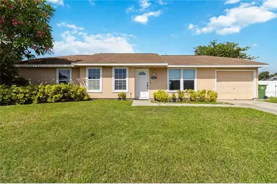 6402 34th Avenue W, Bradenton, FL 34209 - Photo 1