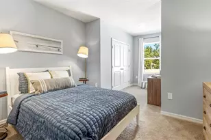 4097 Gold Dust Ln, Sarasota, FL 34243 - Photo 11