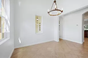 262 Montelluna Dr, North Venice, FL 34275 - Photo 9