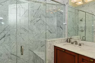 1080 Seagrove Ln, Sarasota, FL 34242 - Photo 33