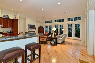 1080 Seagrove Ln, Sarasota, FL 34242 - Photo 15