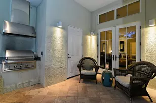 1080 Seagrove Ln, Sarasota, FL 34242 - Photo 45