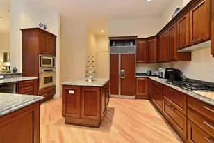 1080 Seagrove Ln, Sarasota, FL 34242 - Photo 17