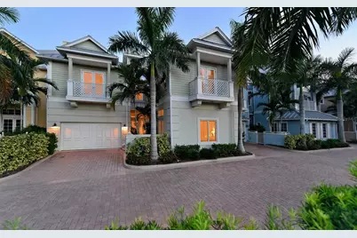 1080 Seagrove Lane #CH2, Sarasota, FL 34242 - Photo 1