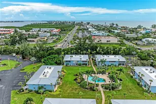 600 Manatee Ave, Holmes Beach, FL 34217 - Photo 35