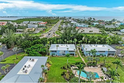 600 Manatee Avenue #226, Holmes Beach, FL 34217 - Photo 3