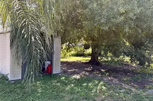 8123 Bessemer Ave, North Port, FL 34287 - Photo 27
