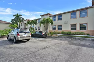 15441 Bellamar Cir, Fort Myers, FL 33908 - Photo 45