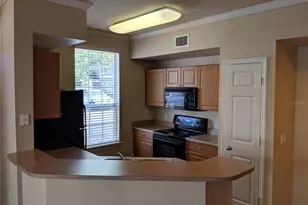 5570 Rosehill Rd, Sarasota, FL 34233 - Photo 3