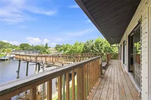 5 Venetian Ct, Tarpon Springs, FL 34689 - Photo 37