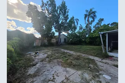 1222 17th Street W, Bradenton, FL 34205 - Photo 5