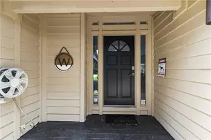902 Drakeswood Ct, Sarasota, FL 34232 - Photo 7