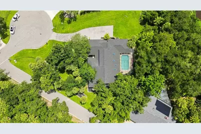 902 Drakeswood Court, Sarasota, FL 34232 - Photo 43