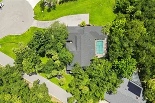 902 Drakeswood Ct, Sarasota, FL 34232 - Photo 43