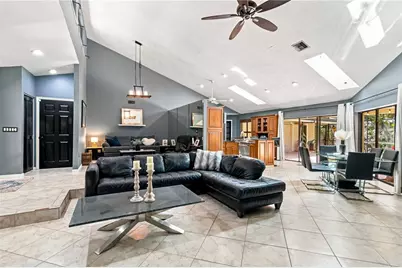 902 Drakeswood Court, Sarasota, FL 34232 - Photo 11
