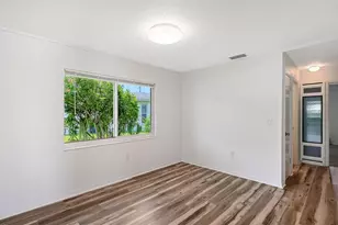 6906 Curtiss Ave, Sarasota, FL 34231 - Photo 23