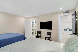 732 Bayport Wy, Longboat Key, FL 34228 - Photo 25