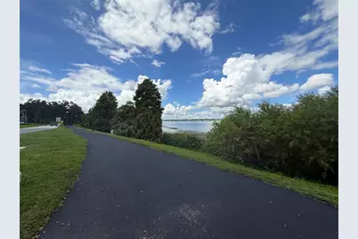 669 Avenue B NW #10, Winter Haven, FL 33881 - Photo 15