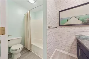8006 Oak Dr, Palmetto, FL 34221 - Photo 19