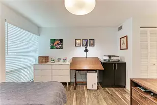 2121 Wood St, Sarasota, FL 34237 - Photo 19