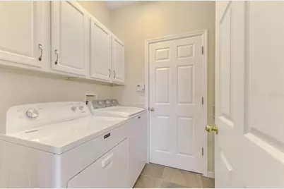 6721 Carlyle Lane, Sarasota, FL 34243 - Photo 21