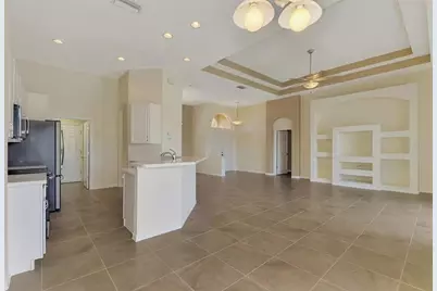6721 Carlyle Lane, Sarasota, FL 34243 - Photo 11
