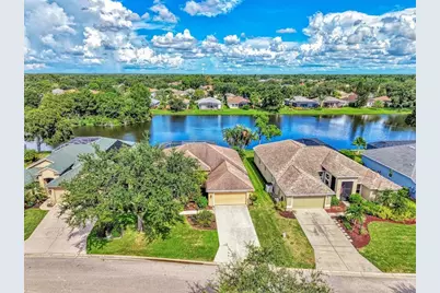 6721 Carlyle Lane, Sarasota, FL 34243 - Photo 5