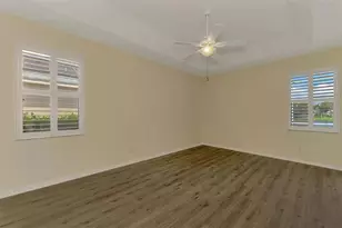 6721 Carlyle Ln, Sarasota, FL 34243 - Photo 25