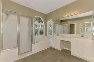 6721 Carlyle Ln, Sarasota, FL 34243 - Photo 29