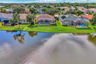 6721 Carlyle Ln, Sarasota, FL 34243 - Photo 39