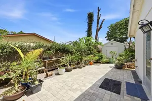 5847 Regent Rd, Venice, FL 34293 - Photo 27