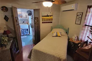900 Bokhara Pl, Sarasota, FL 34232 - Photo 37