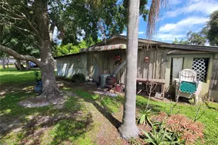 900 Bokhara Pl, Sarasota, FL 34232 - Photo 15