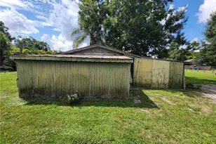 900 Bokhara Pl, Sarasota, FL 34232 - Photo 21