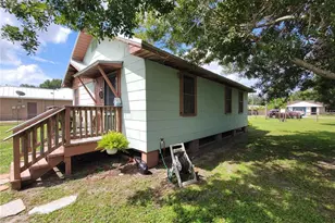 900 Bokhara Pl, Sarasota, FL 34232 - Photo 11