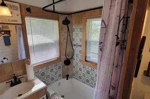 900 Bokhara Pl, Sarasota, FL 34232 - Photo 33
