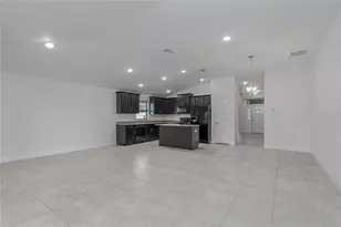 9123 46th Ct E, Parrish, FL 34219 - Photo 3