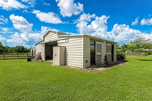 710 Myakka Rd, Sarasota, FL 34240 - Photo 59