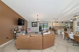 710 Myakka Rd, Sarasota, FL 34240 - Photo 9
