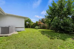 4594 Parnell Dr, Sarasota, FL 34232 - Photo 29