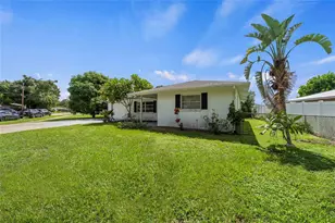 4594 Parnell Dr, Sarasota, FL 34232 - Photo 37
