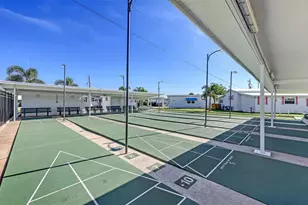 2036 S Mobile Estates Dr, Sarasota, FL 34231 - Photo 19