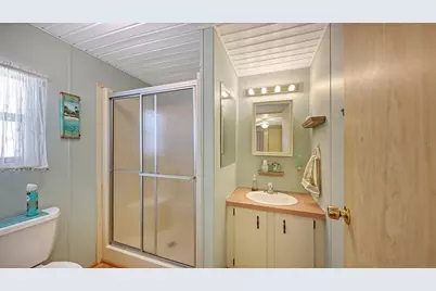 2036 S Mobile Estates Drive, Sarasota, FL 34231 - Photo 11