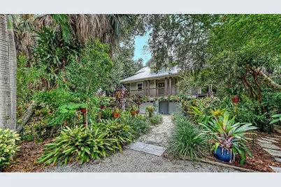 2046 Cordes Street, Osprey, FL 34229 - Photo 3