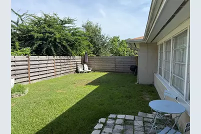 4951 Sawyer Road, Sarasota, FL 34233 - Photo 27